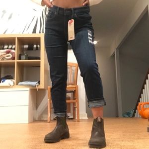 Levi’s classic crop jeans